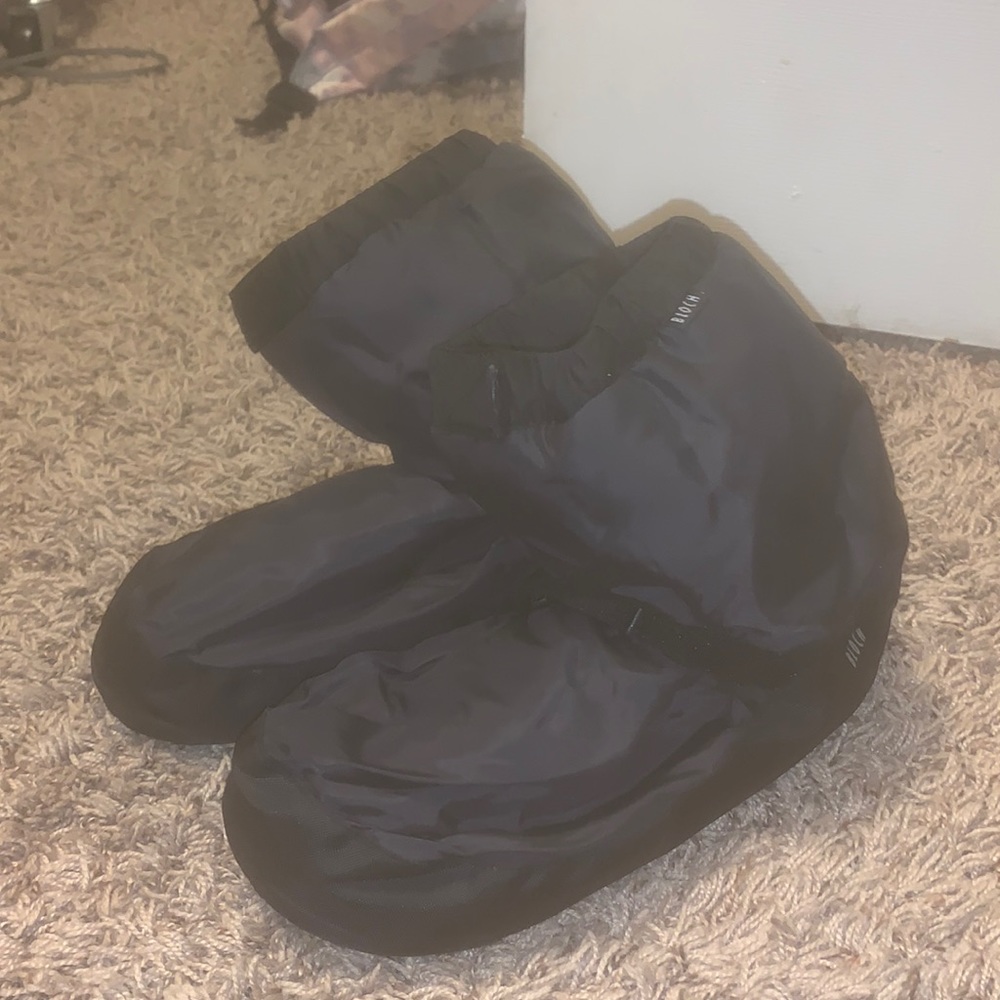 Bloch Warmup Boots size S